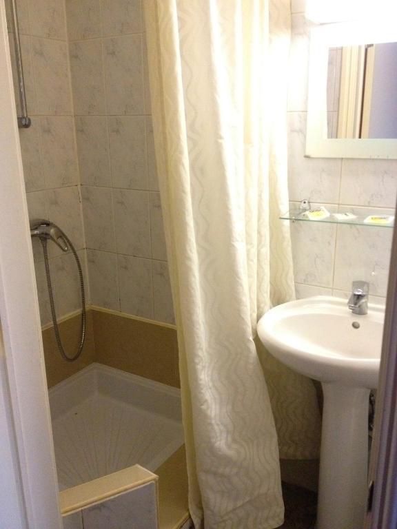 Hotel Stalingrad Bruxelles Værelse billede