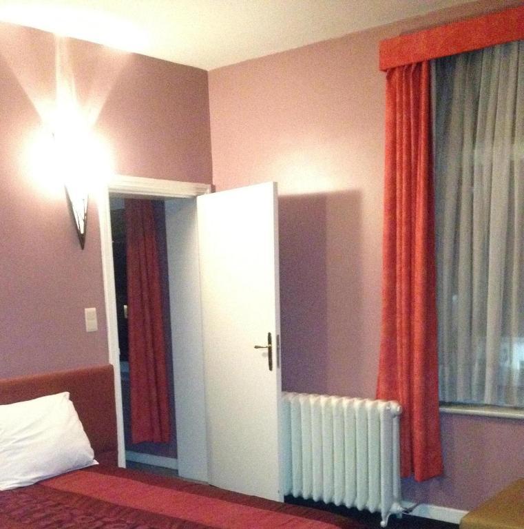 Hotel Stalingrad Bruxelles Værelse billede